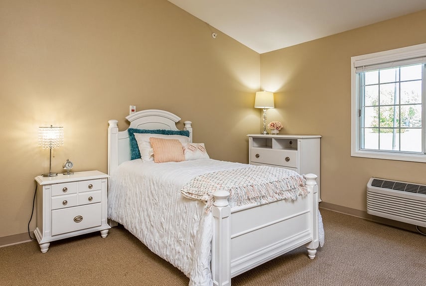 Best Retirement Community in Cedarburg, WI LakeHouse Cedarburg