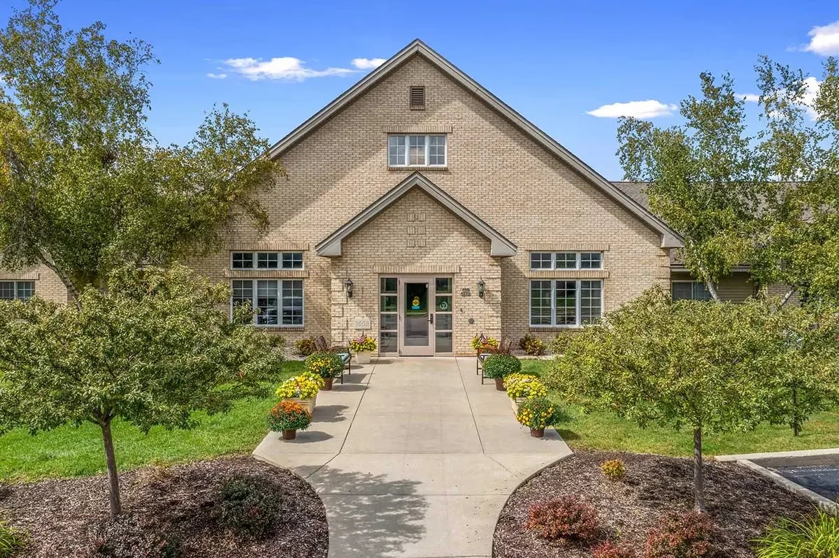 LakeHouse Cedarburg Featured Image