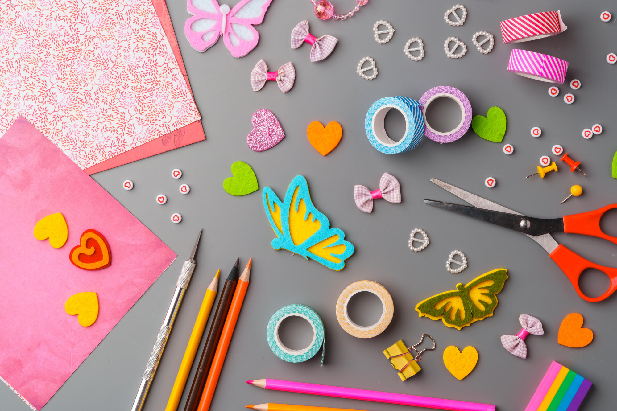 How Senior Crafts Support Wellness at LakeHouse Cedarburg